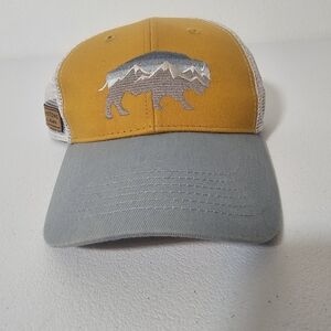 Yellow Stone National Park Hat Trucker Cap Buffalo Embroidery OSFM Snapback